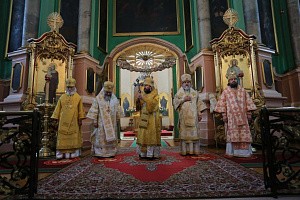 В 30-ю годовщину своего монашеского пострига митрополит Иларион совершил Литургию в Виленском Свято-Духовом монастыре