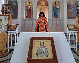 В Знаменском монастыре Курска молитвенно почтили память священномученика епископа Иоанна (Пашина)