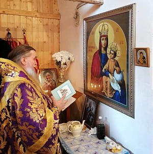 Епископ Рыбинский Вениамин совершил Литургию на территории бывшего Шестоковского Вознесенского монастыря в селе Шелдомеж