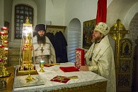 Митрополит Тихон отслужил Литургию в Спасо-Преображенском Мирожском монастыре