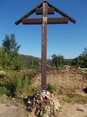 Скит Троицкого Рождества Богородицы Оптина женского монастыря в честь великомученика и победоносца Георгия близ Кривцовского мемориала Скит Троицкого Рождества Богородицы Оптина женского монастыря в честь великомученика и победоносца Георгия близ Кривцовского мемориала