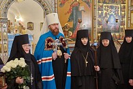 Митрополит Вологодский Савва вручил игумении Пантелеимоне (Васильевой) посох настоятельницы Горне-Успенского монастыря Вологды