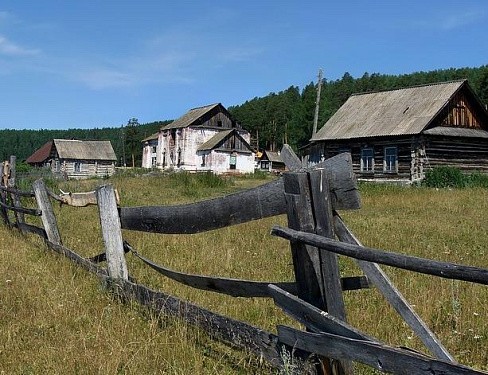 Свято-Воскресенский мужской монастырь в поселке Иструть Свято-Воскресенский мужской монастырь в поселке Иструть
