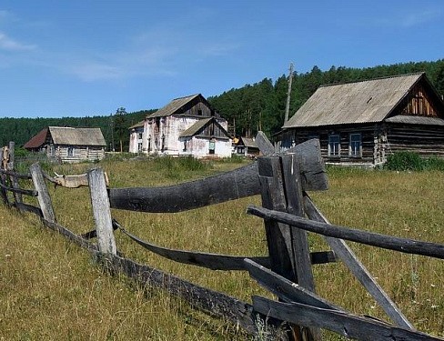 Свято-Воскресенский мужской монастырь в поселке Иструть 