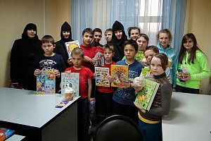 В пасхальные дни Введенский монастырь г. Иванова участвует в делах милосердия