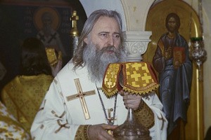 Архиепископ Феогност совершил Литургию в Зачатьевском монастыре