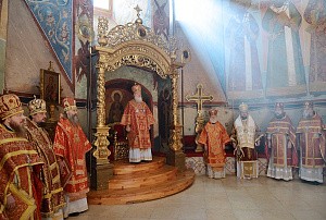 В четверг Светлой седмицы Предстоятель Русской Церкви совершил Литургию в Троице-Сергиевой лавре