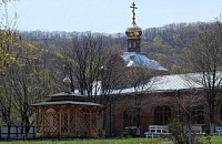 Свято-Серафимовский мужской монастырь о. Русский