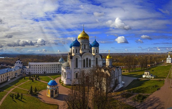 Николо-Угрешский ставропигиальный мужской монастырь