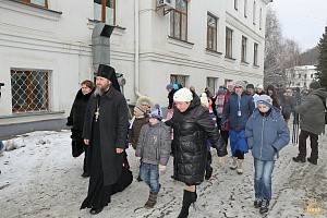 В Святогорье приняли беженцев из Авдеевки