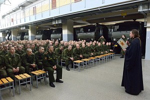 Донской монастырь поздравил Семеновский полк с Рождеством Христовым