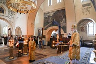 Председатель Синодального отдела по монастырям и монашеству совершил Литургию в Марфо-Мариинской обители милосердия в Москве 
