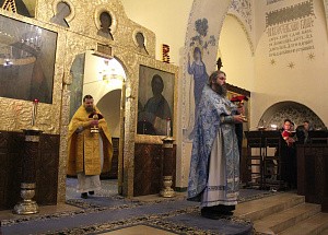 Учащиеся Елизаветинской гимназии Марфо-Мариинской обители  посетили Литургию