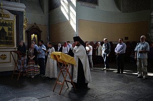 В Донском монастыре состоялся молебен о возвращении журналиста А. Стенина