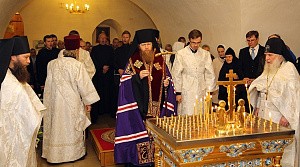 Епископ Савва в Новоспасском монастыре отслужил панихиду  в день 20-летия обретения останков Вел. кн. Сергея Александровича Романова