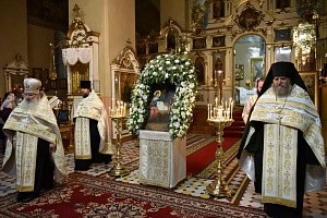 В Пюхтицком монастыре встретили праздник Рождества Христова