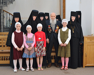 В Покровском Хотькове монастыре состоялось празднование Дня Победы