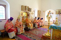 Митрополит Тихон отслужил Литургию в Свято-Покровском женском монастыре