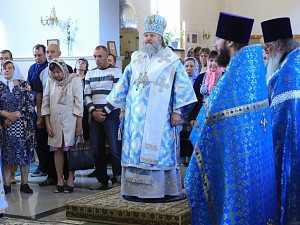 Митрополит Павел совершил Литургию в монастыре Иконы Божией Матери «Умиление» г.Сургута в день его престольного праздника