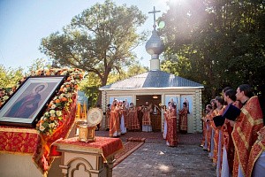 Митрополит Феодосий совершил в Пантелеимоновском скиту Вознесенского монастыря г. Тамбова первую Литургию и освятил храм-часовню 