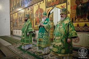 В Варлаамо-Хутынском монастыре Новгородской епархии в день памяти основателя обители состоялось архиерейское богослужение