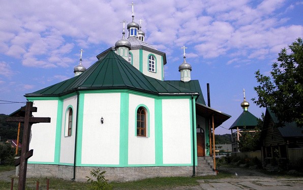 Свято-Троицкий женский монастырь Хустской епархии