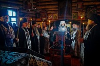 Митрополит Мурманский Митрофан совершил чтение Великого канона прп. Андрея Критского в Кольском монастыре в особый для обители день 