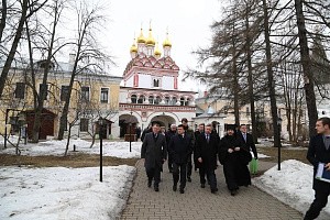 Иосифо-Волоцкий монастырь посетили полномочный представитель Президента РФ в ЦФО А.Д. Беглов и губернатор МО А.Ю. Воробьев