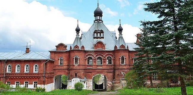 Свято-Смоленская Зосимова пустынь близ ст. Арсаки Свято-Смоленская Зосимова пустынь близ ст. Арсаки