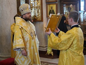 Епископ Серафим совершил Божественную литургию в Свято-Никольском Черноостровском монастыре города Малоярославца