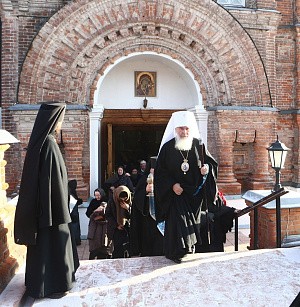 Митрополит Климент совершил Литургию в Шамординской обители в праздник Введения во храм Пресвятой Богородицы