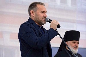 В Александро-Невской лавре прошел IX Патриотический молодежный форум