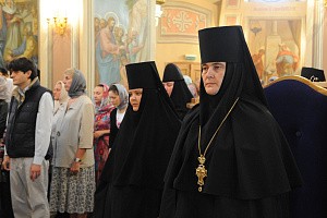 В Покровском монастыре состоялся престольный праздник  в честь святых апостолов Петра и Павла