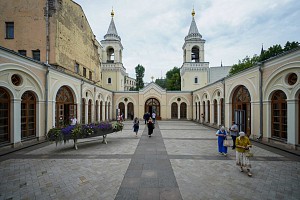 Патриаршее поздравление по случаю 25-летия возобновления иноческой жизни в Иоанно-Предтеченском ставропигиальном монастыре