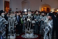 Святейший Патриарх Кирилл возглавил Литургию Преждеосвященных Даров на московском подворье Троице-Сергиевой лавры