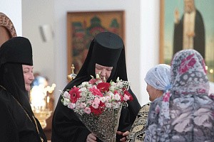 Настоятельница Покровского Хотькова монастыря игумения Олимпиада в день своего тезоименитства приняла Патриаршее поздравление