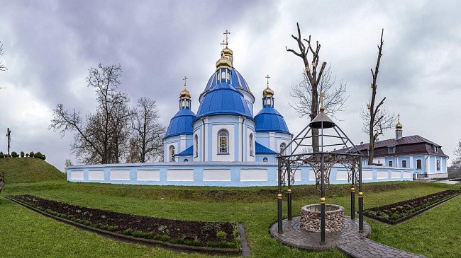 Свято-Успенский мужской монастырь Владимир-Волынской епархии 