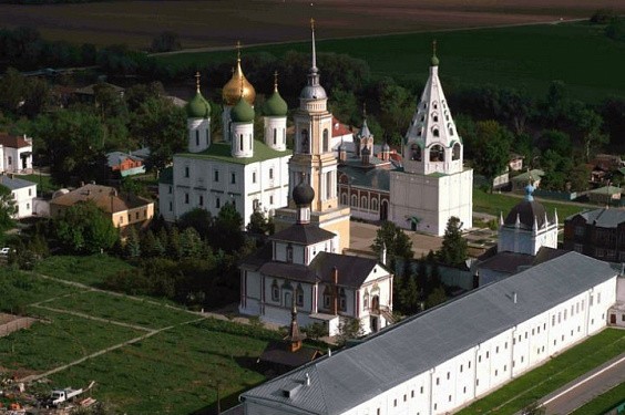 Свято-Троицкий Ново-Голутвин женский монастырь Свято-Троицкий Ново-Голутвин женский монастырь