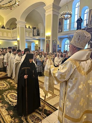 Глава Пермской митрополии возвел в сан игумении настоятельницу Пермского Успенского монастыря монахиню Марию (Яковлеву) 