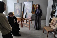 Архиепископ Лукиан посетил иконописную мастерскую Албазинской женской обители в селе Среднебелая