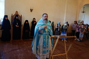 На подворье Богородице-Рождественского монастыря в с. Федоровское отметили престольный праздник