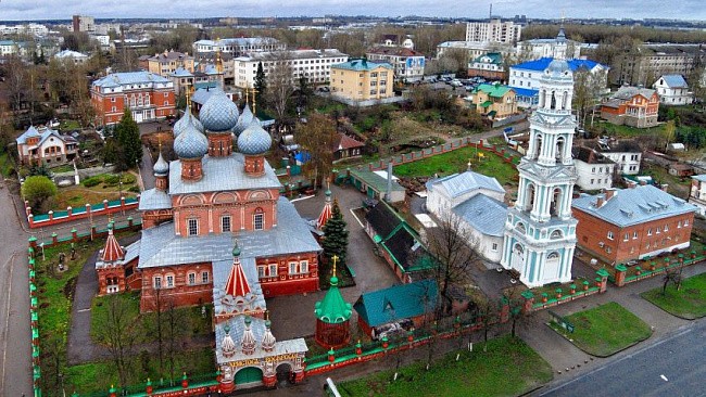 Костромской Знаменский женский монастырь Костромской Знаменский женский монастырь