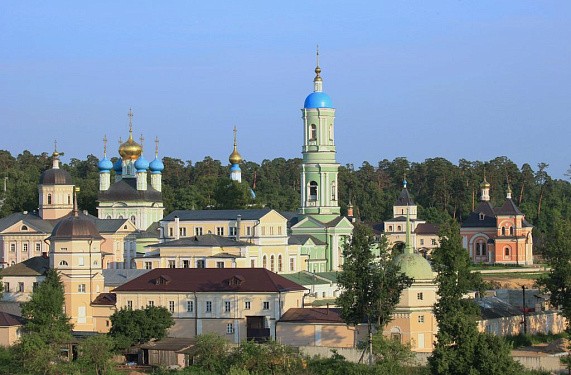 Введенский ставропигиальный мужской монастырь Оптина пустынь