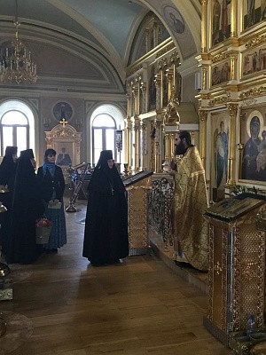 В Зосимовой пустыни отметили 6-летие возведения ее настоятельницы в сан игумении