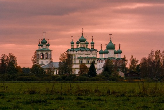 Николо-Вяжищский ставропигиальный женский монастырь Николо-Вяжищский ставропигиальный женский монастырь
