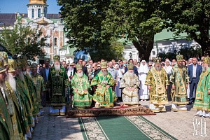 В день своего тезоименитства Блаженнейший митрополит  Онуфрий совершил Литургию в Киево-Печерской лавре