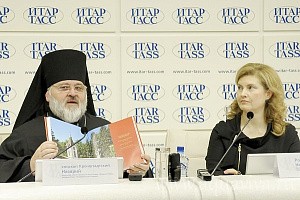 Участники пресс-конференции в Петербурге подвели итоги празднования 300-летия Александро-Невской лавры