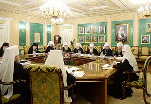 На заседании Священного Синода Русской Православной Церкви приняты решения об организации жизни монастырей и монашества