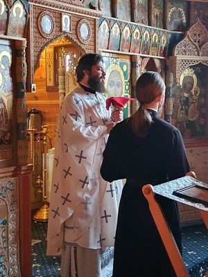 На подворье Новоспасского монастыря в Сумарокове встретили престольный праздник 