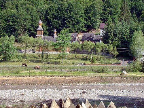 Мужской монастырь в честь иконы Божией Матери «Нечаянная  Радость» Хустской епархии